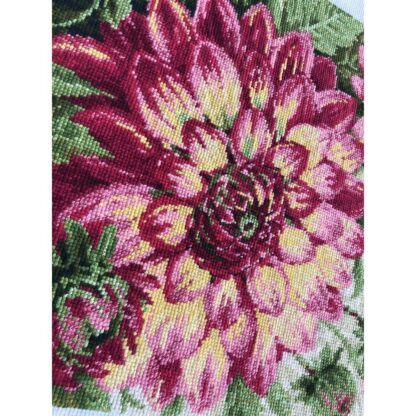 Kit point de croix RIOLIS 1968 Dahlias 40x50cm